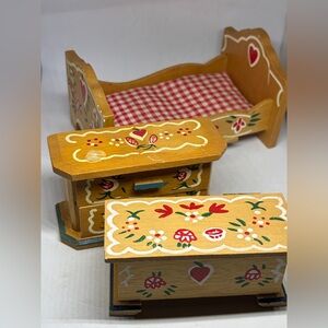 3 Pieces Vintage Foster & Gallagher Hand-Painted Doll Furniture